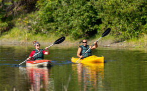 kayak-le-baluchon-eco-villegiature-mauricie-quebec-le-mag