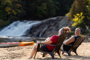 plage-le-baluchon-eco-villegiature-mauricie-quebec-le-mag