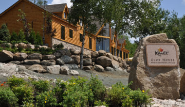 Kanata Tremblant | Chalets à louer bord de lac Laurentides