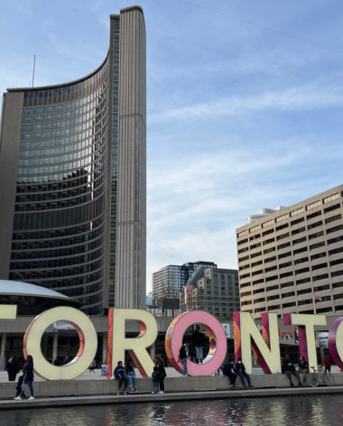 Visiter Toronto : vue du nouvel hotel de ville - Photo Audrey Lorans-Garbay Québec Le Mag