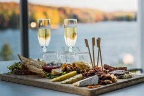 Assiette au restaurant de l'Estérel Resort: hôtel de luxe dans les Laurentides