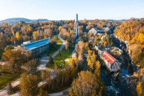 Vue aérienne Pulperie de Chicoutimi - Photo Michael Plourde