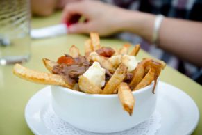 Poutine - Microbrasserie québécoise La Chasse-Pinte (Saguenay-Lac-Saint-Jean)