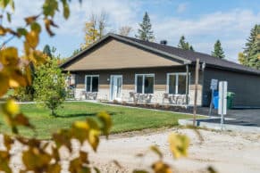 Hébergement aux Chalets Baie Cascouia - Hotel Saguenay-Lac-Saint-Jean