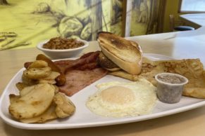 Brunch - Binerie Mont-Royal, restaurant à Montréal