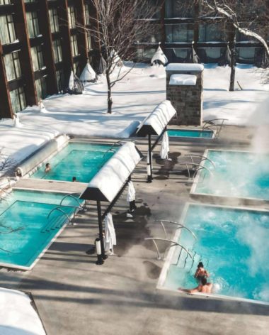 Pause bien-être en plein hiver dans le Paus Spa de l'Hôtel Gouverneur Saguenay - Hôtel de luxe au Québec