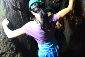 Immersion dans la caverne du Parc du Trou de la Fée - Photo David Rowsome