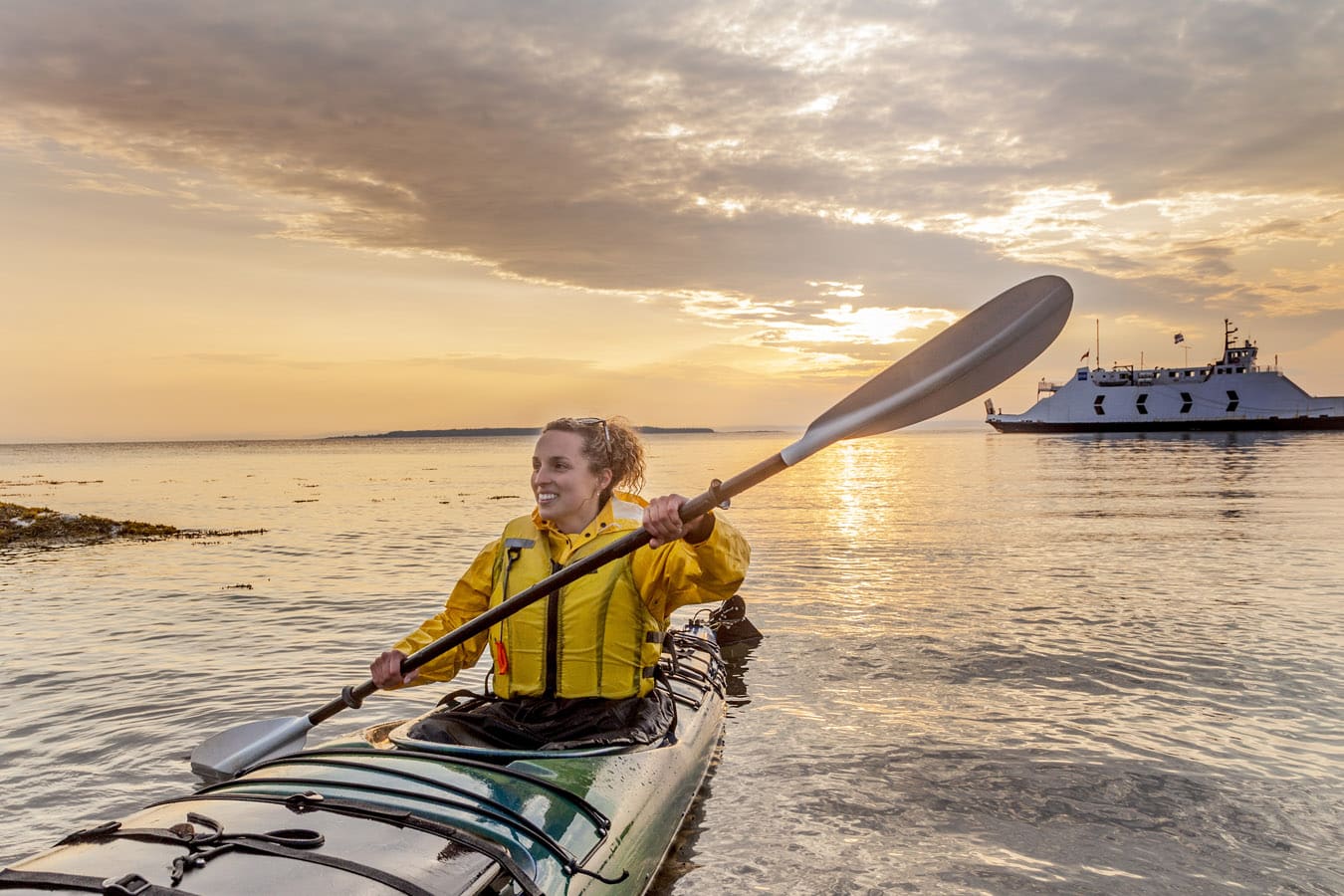 Kayak sur le Saint-Laurent avec la Coop de Kayaks des Îles