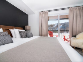Domaine Nymark - Hébergement dans les Laurentides - Chambre Mountain View - Photo Mathieu Concept