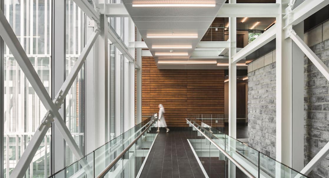 © ABCP architecture : intérieur moderne et éclairé du Monastère des Augustines