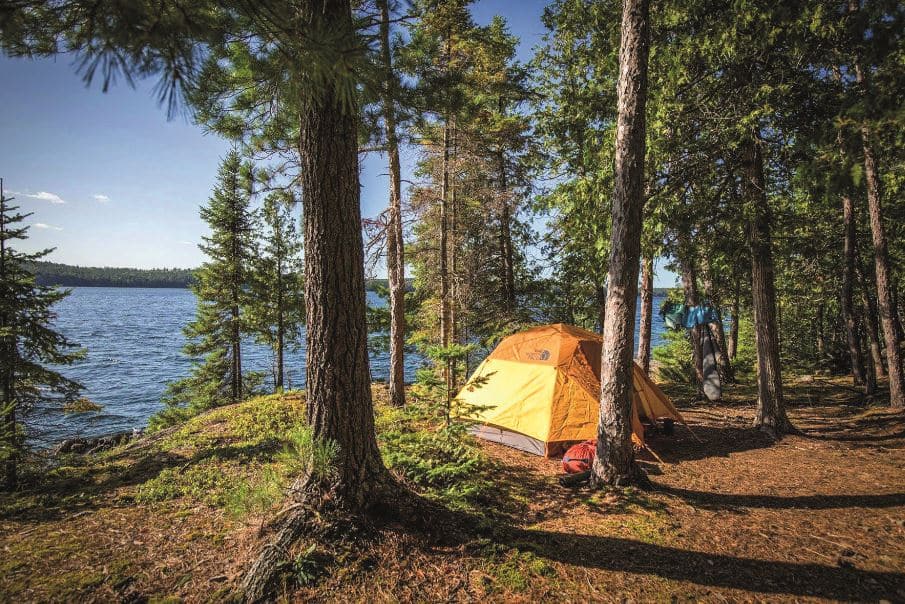 Corporation du Parc régional du lac des 31 milles : du camping rustique avec vue sur le lac