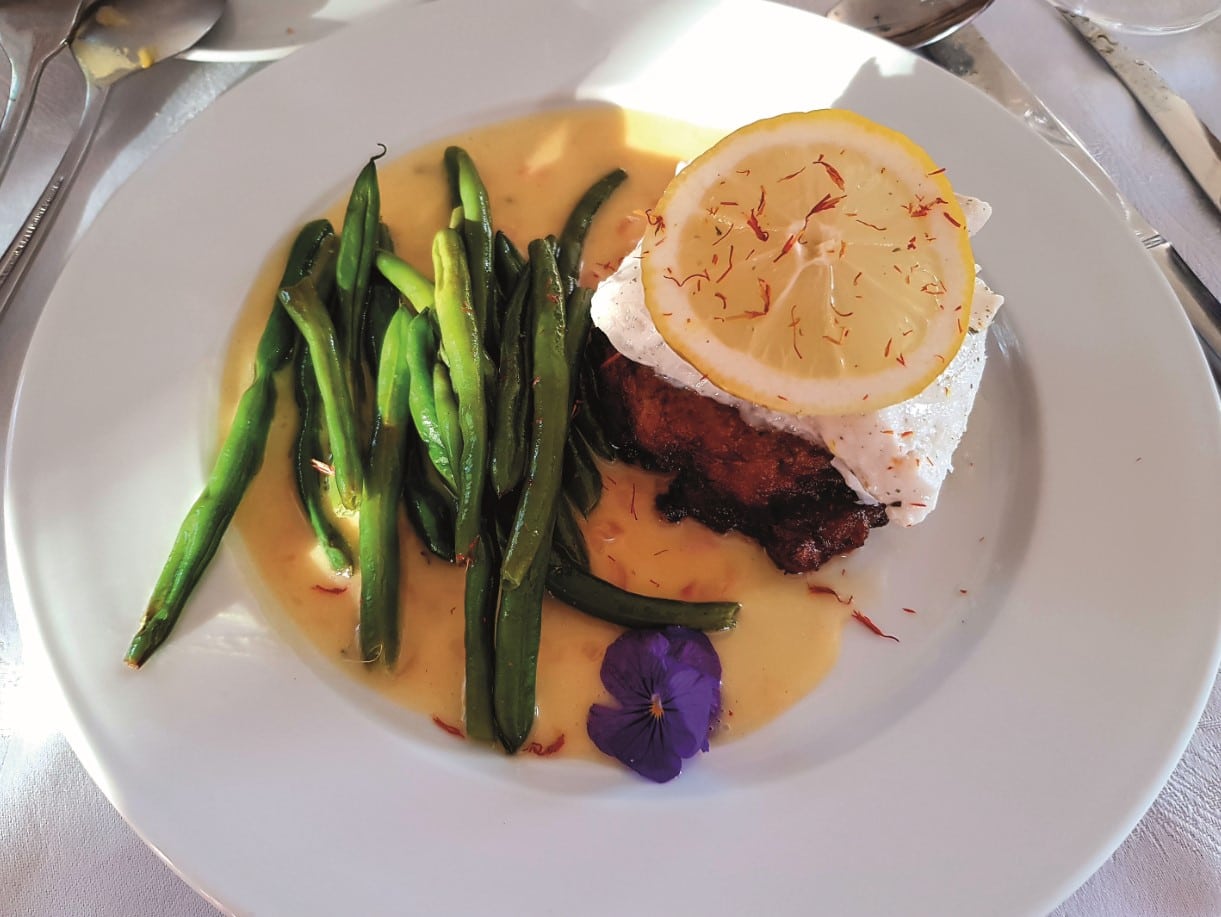 © David Lang : repas semi gastronomique