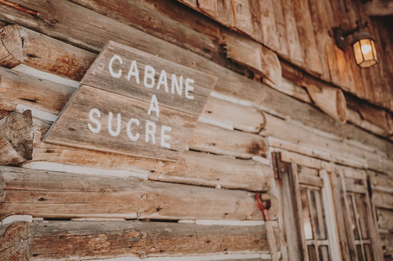 Les cabanes à sucre : un essentiel à faire absolument lors d'un voyage au Québec © Dominique Caron / Unsplash