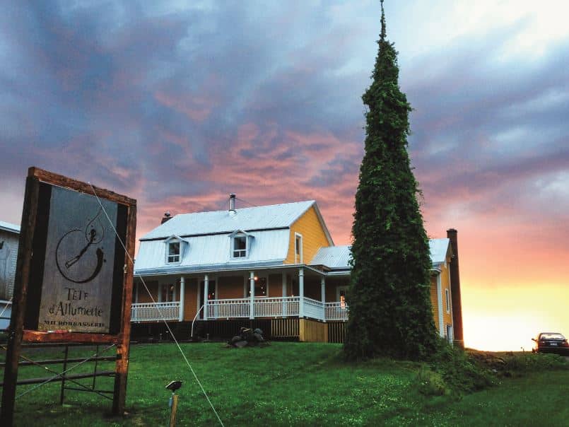 Martin Desautels : maison bicentenaire qui héberge la microbrasserie du quebec.