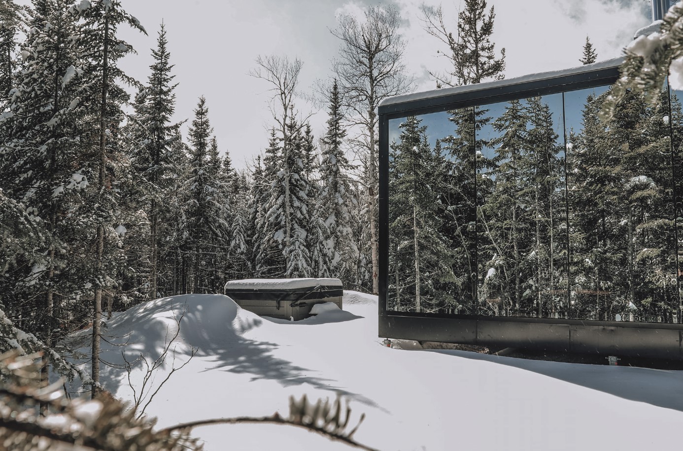 Réflexion Charlevoix : un magnifique endroit pour loger en chalet au Québec