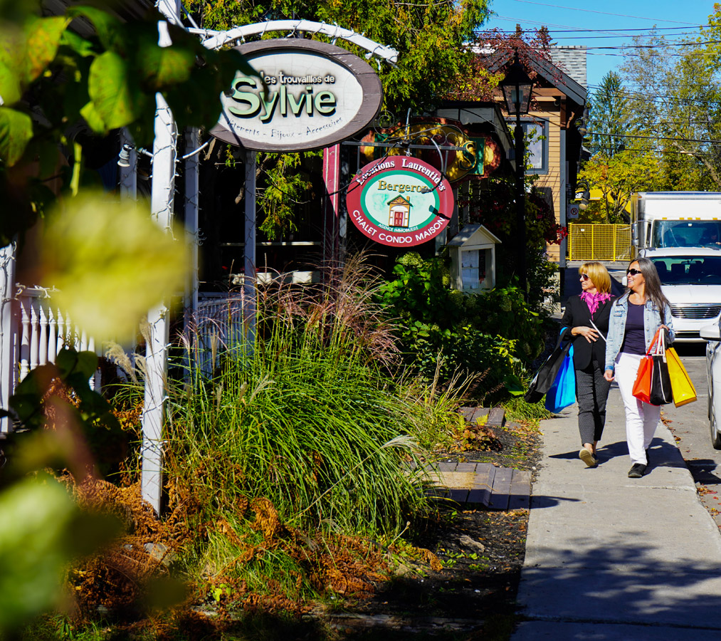 Magasinage dans la Vallée de Saint-Sauveur
