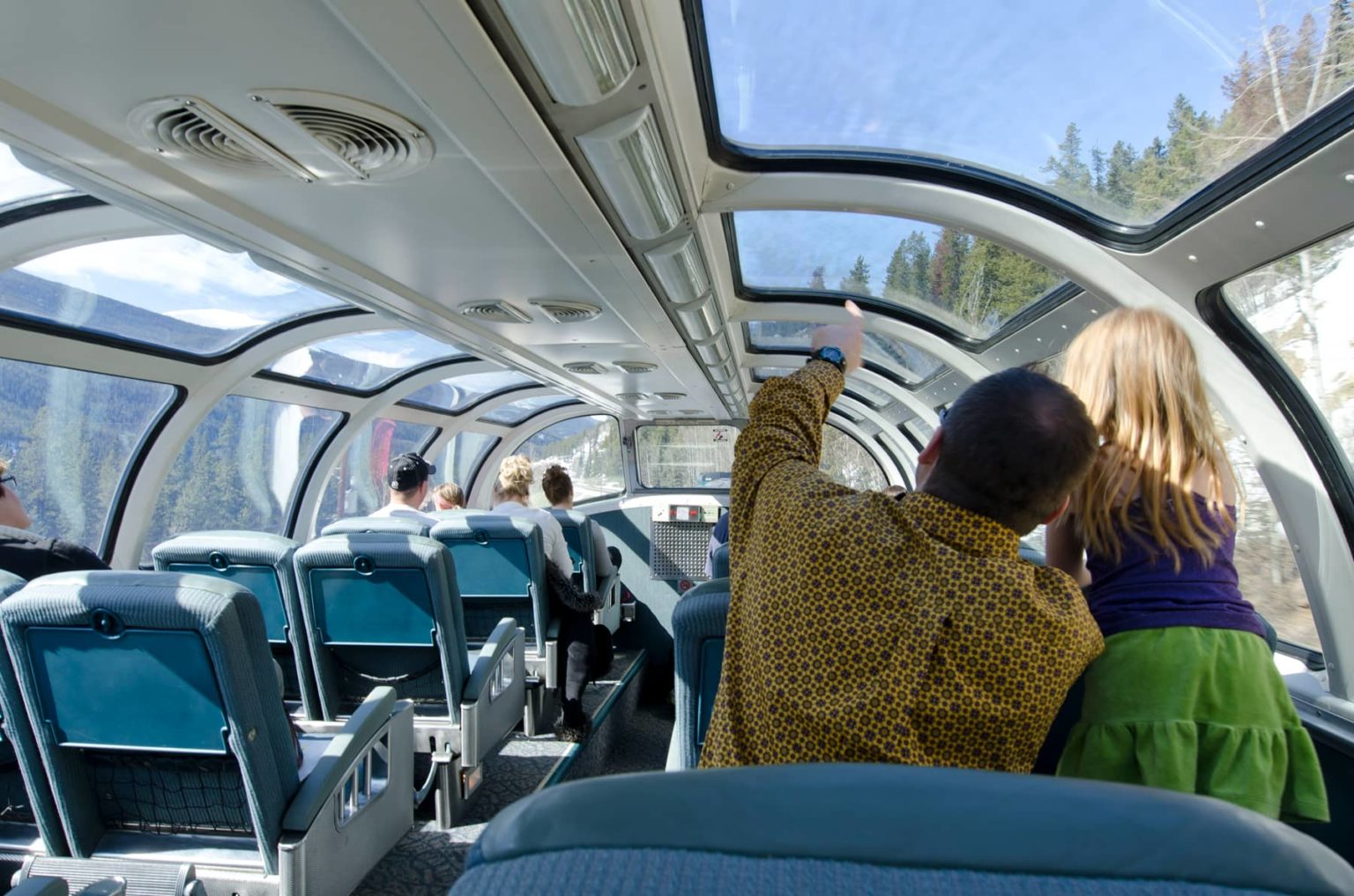 Traverser le Canada en train avec VIA Rail Québec le Mag