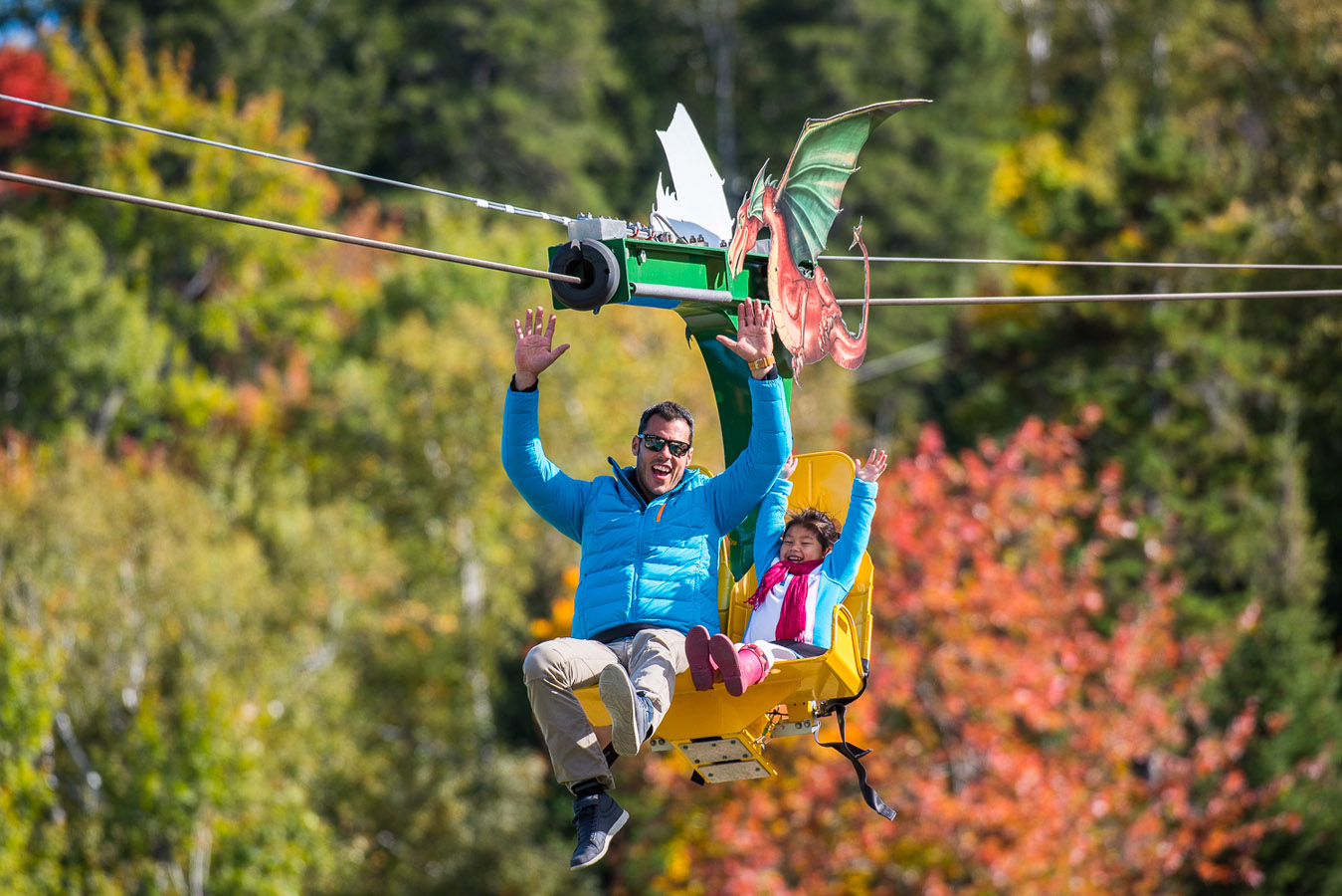 Sommet Saint-Sauveur dans la Vallée de Saint-Sauveur : l'attraction Dragon, à faire en famille au Québec dans les Laurentides