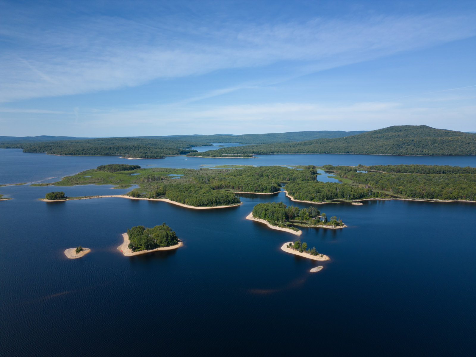 Parc régional Kiamika : une bonne raison de passer ses vacances dans les Laurentides - Photo Tourisme Laurentides