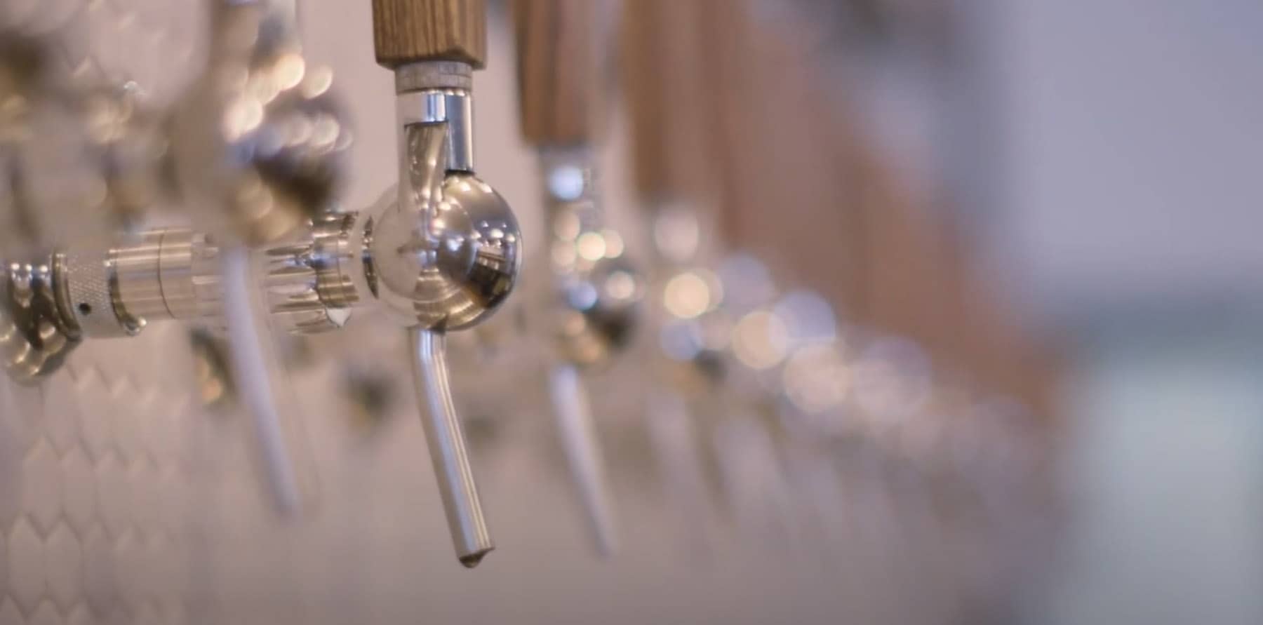 Service de la bière en fût au Québec - Photo : Association des Microbrasseries du Québec