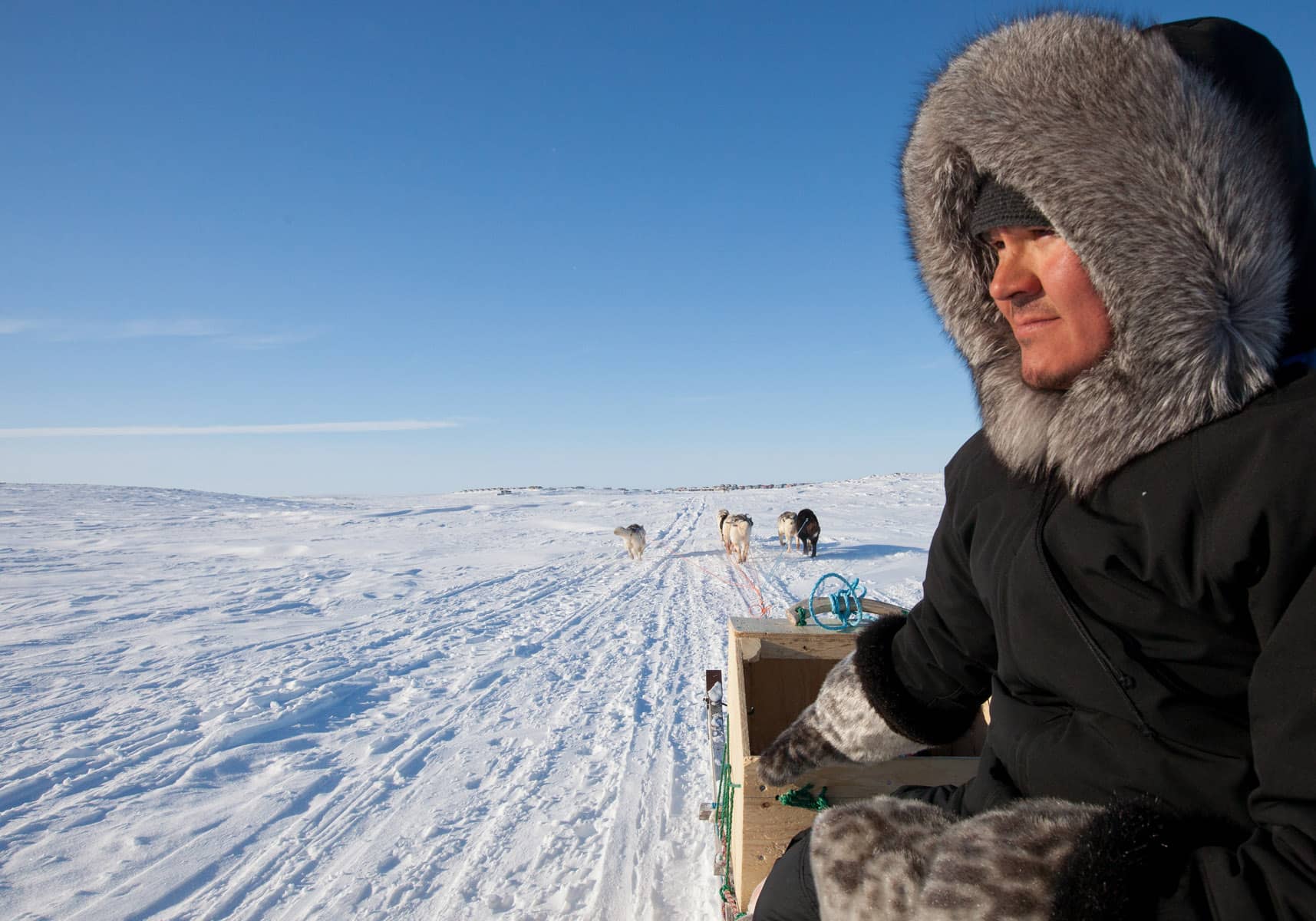 NUNAVIK - Evasion en traîneau à chiens © Heiko Wittenborn