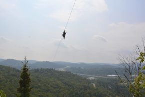 Méga Tyrolienne au Québec - Saint-Agathe-des-Monts - Tyroparc