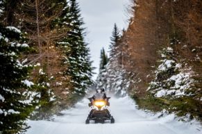 Motoneige au Québec - Saint-Agathe-des-Monts - Tyroparc