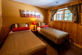 Chambre 2 lits - Chalets à louer dans les Laurentides - Chalets Lac à la Truite