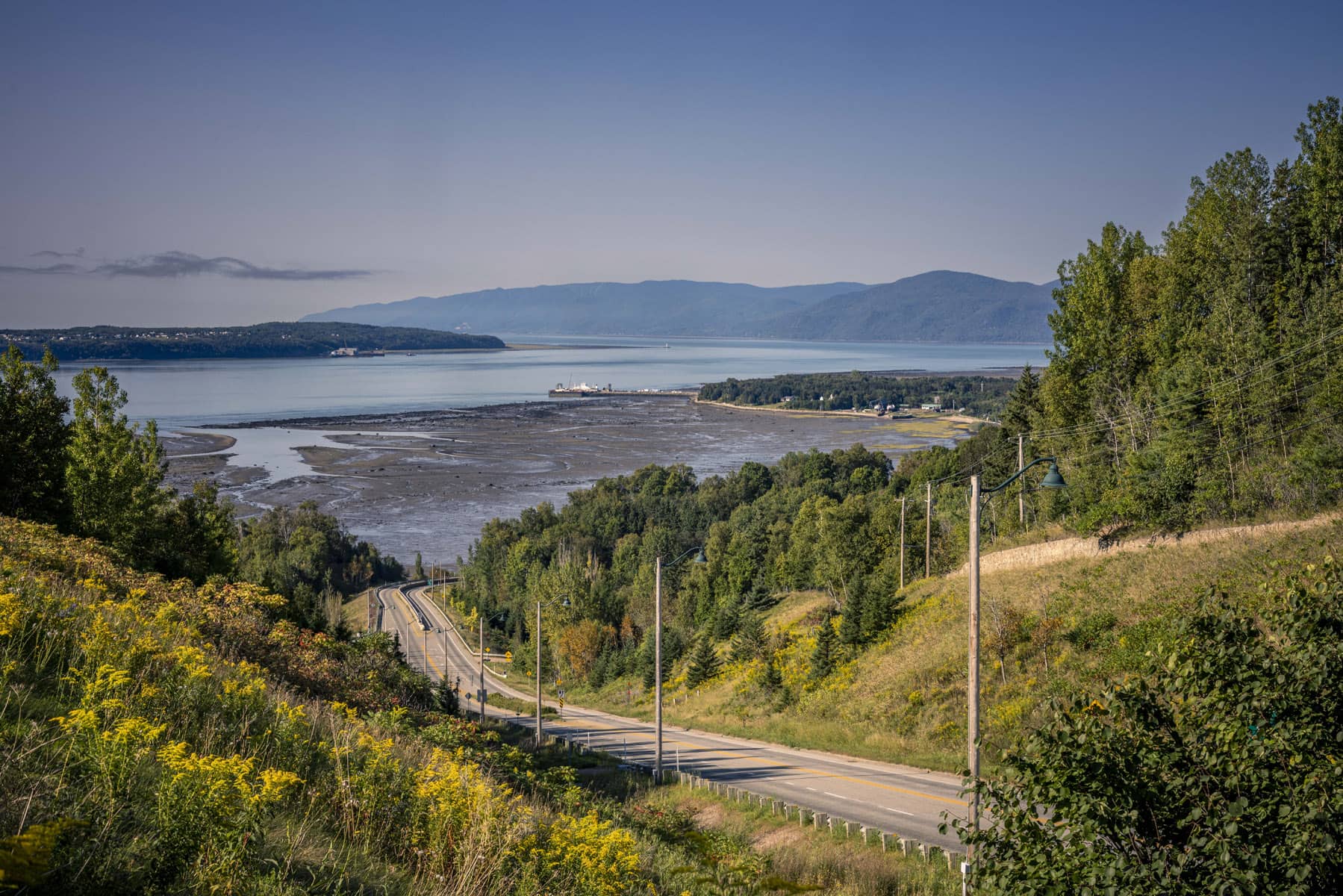 Paysage dans le secteur des Eboulements : un séjour en Charlevoix, c'est la promesse de paysages à couper le souffle - Photo Tourisme Charlevoix/André-Olivier Lyra