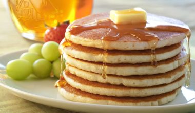Pancakes au sirop d'érable - Photo Bonjour Québec / Michel Paquet