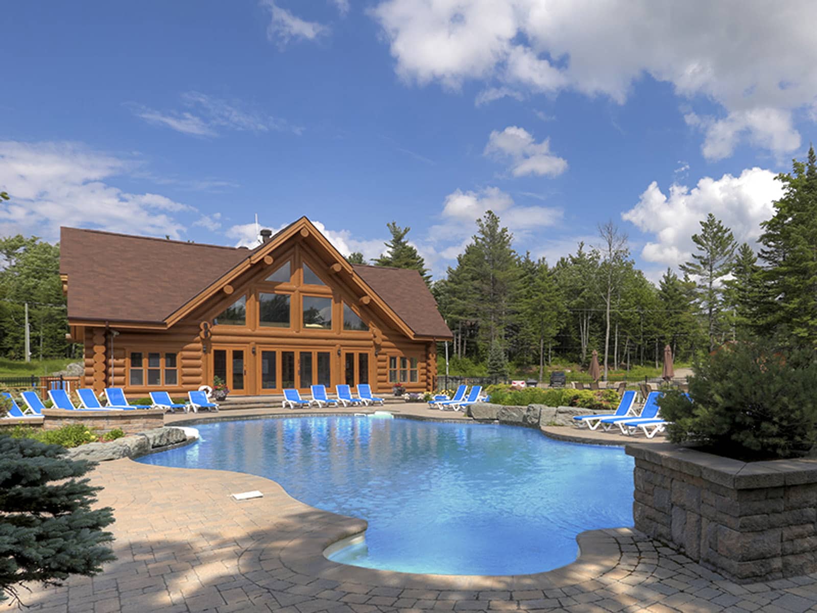 Centre de villégiature du Lac Fiddler - Un des plus beaux hôtels des Laurentides