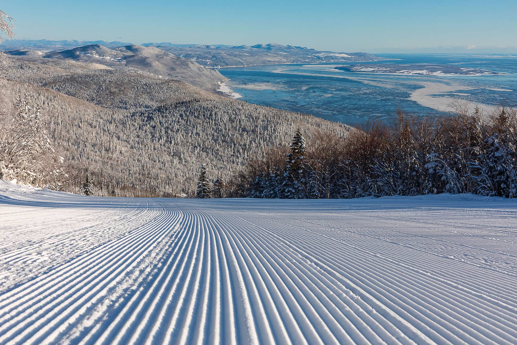 aire du ski au Québec - Piste de ski du Massif de Charlevoix - Photo Alain Blanchette