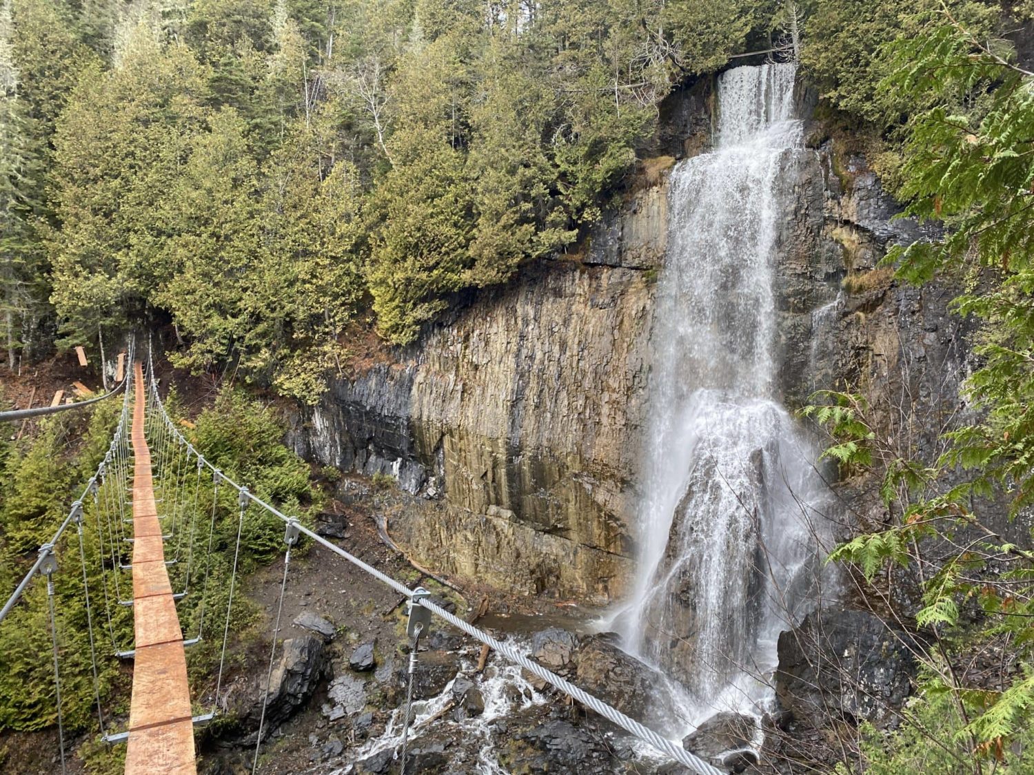 Route des Via Ferrata Québec - Chute à Philomène - Photo viaferrataquebec.com