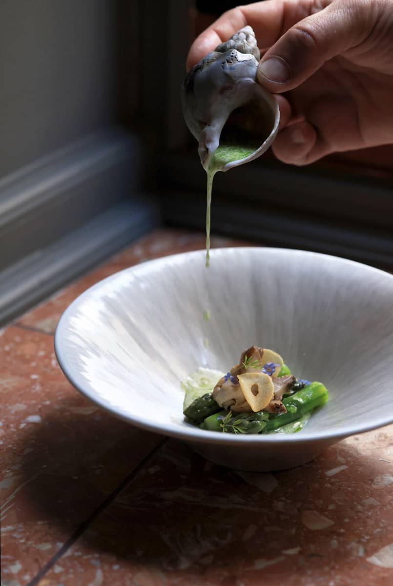 Un des plats du restaurant gastronomique Le Clan à Québec - Photo Frédéric Laroche