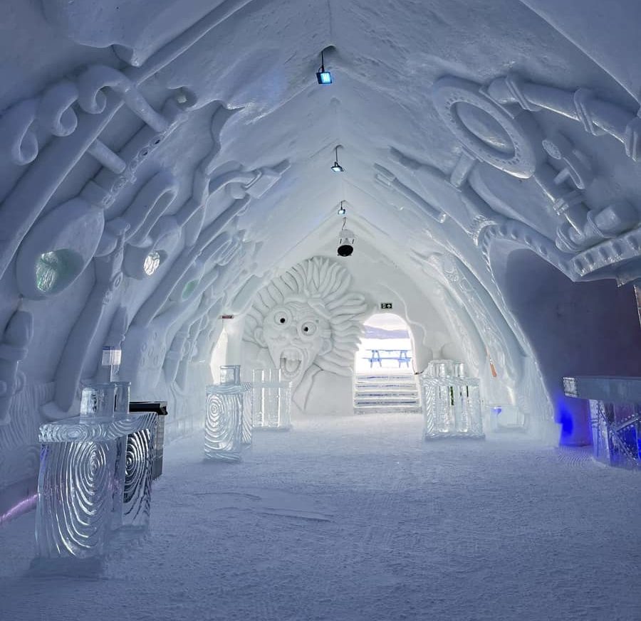 Visiter Québec en hiver - L'Hôtel de Glace - Photo Québec Le Mag'