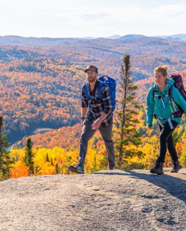 Randonnée pédestre dans les Laurentides / Ecotourisme au Québec - Photo Epic Trails Max Stussi