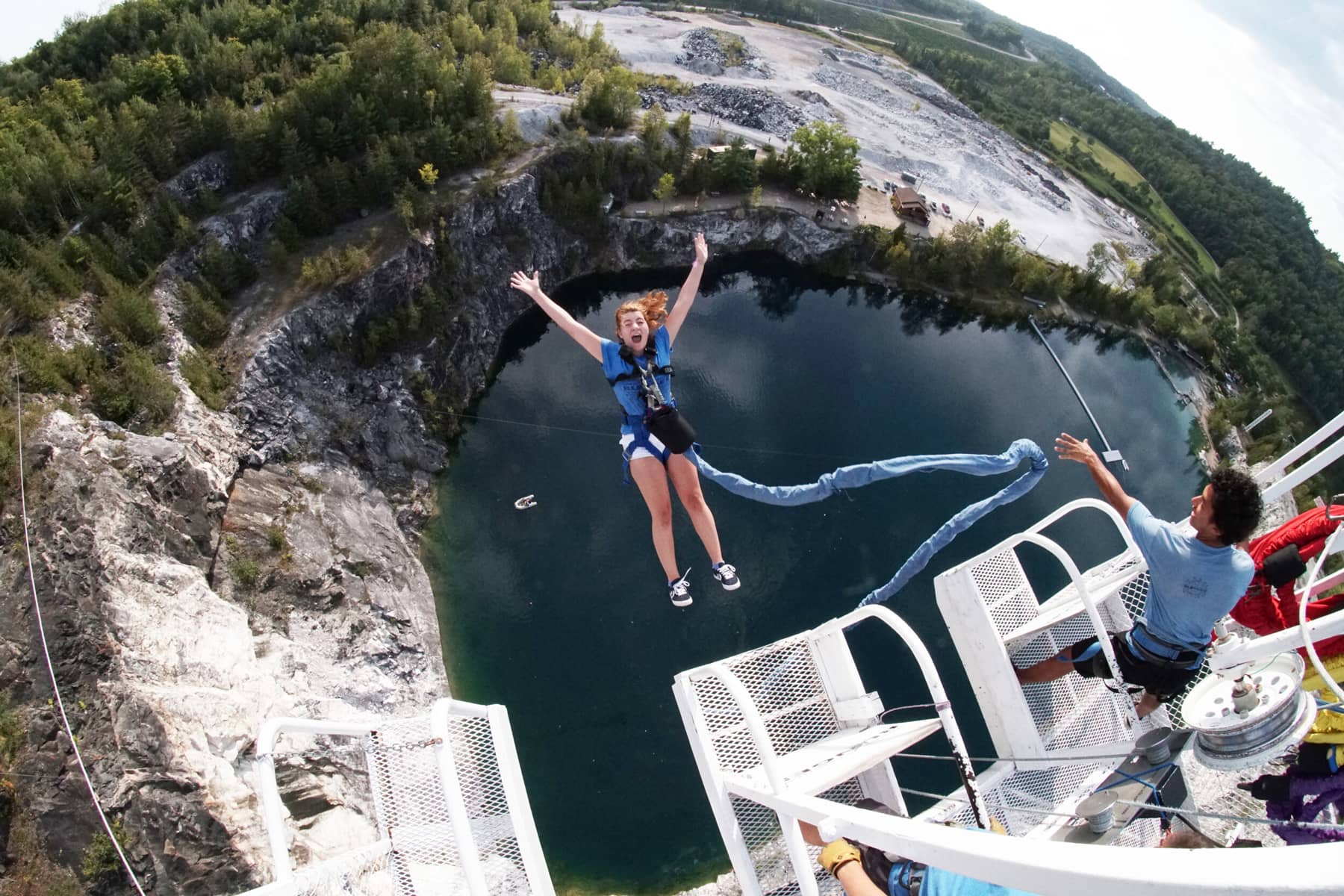 Great Canadian Bungee - Sensations fortes et écotourisme au Québec