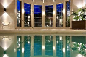 Manoir Saint-Sauveur - Hôtel dans les Laurentides - Piscine intérieure