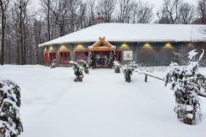 Maison des Peuples autochtones - Vue de l'extérieur en hiver