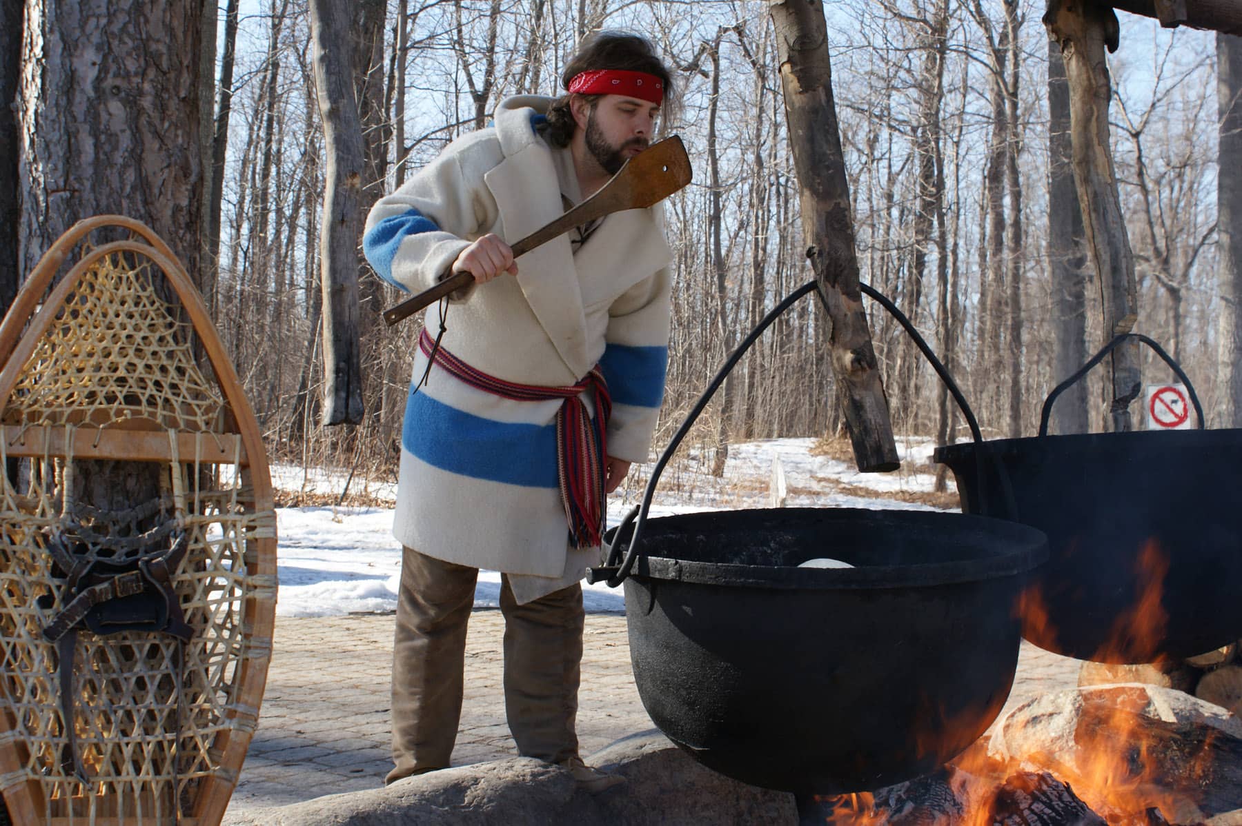 En Montérégie, au sud de Montréal, la Maison des peuples autochtones est l’une des étapes de notre tournée des sucres à la sauce autochtone.