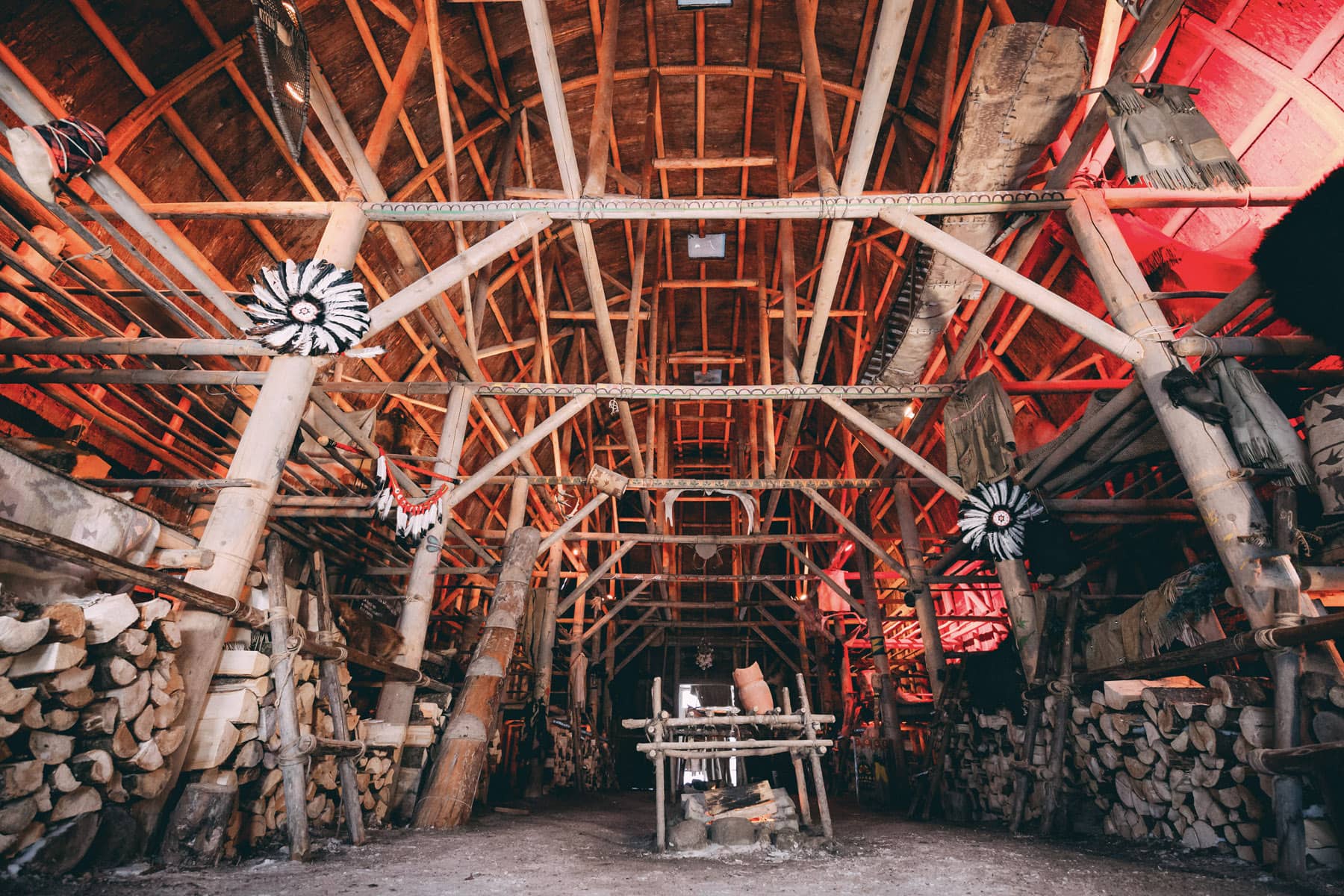 Site traditionnel Huron-Wendat Wendake - Photo Tourisme Wendake