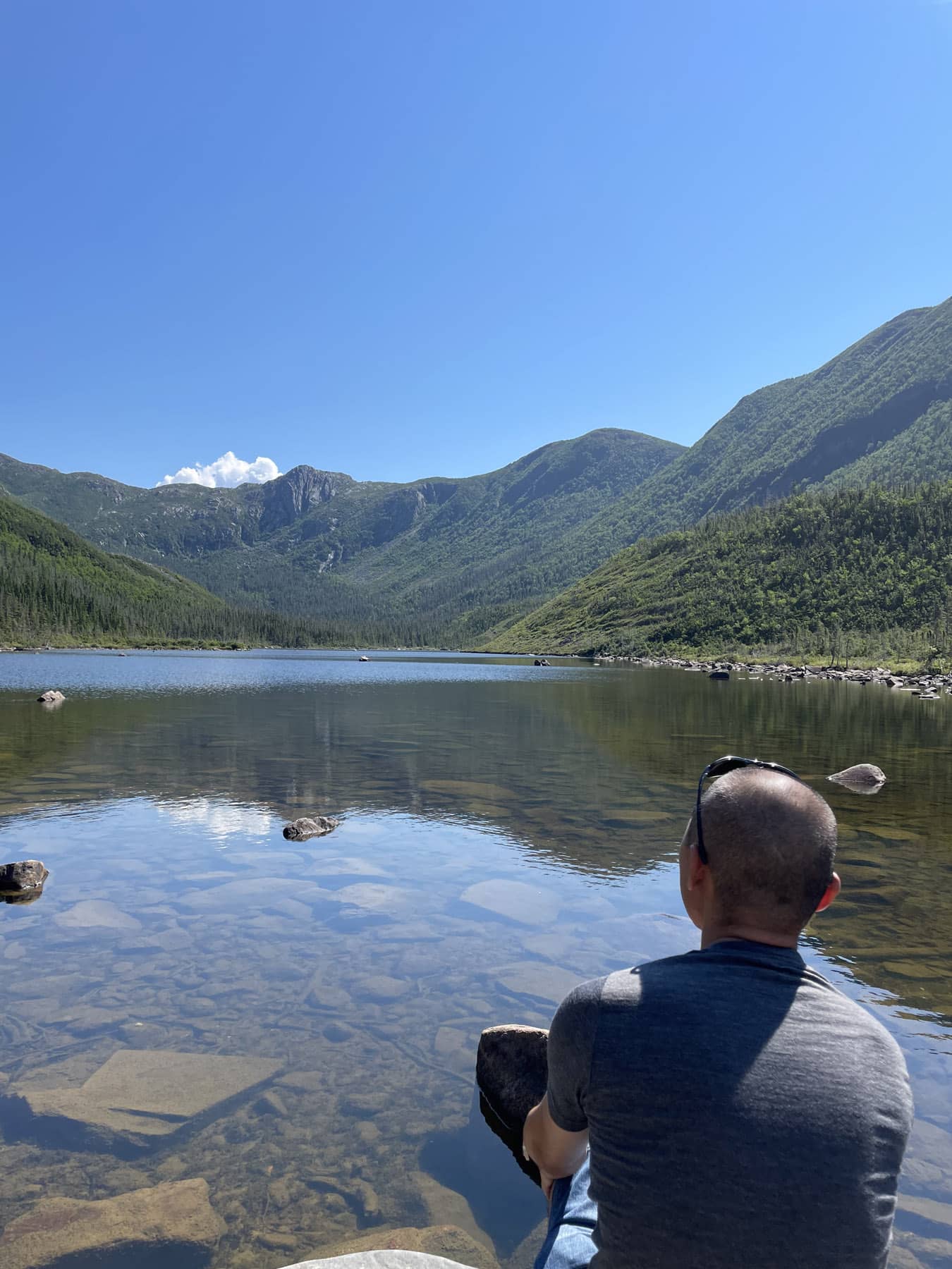 Lac aux Américains dans le parc national de la Gaspésie - Voyage en famille au Québec - Photo K. Binon