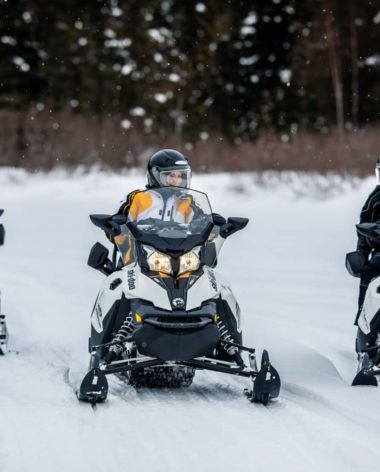 Motoneige au Québec avec Tyroparc