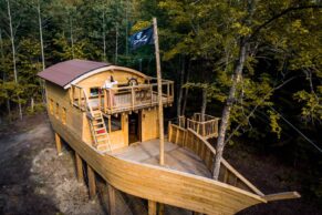 Les Toits du Monde - Vue cabine capitaine - Photo Amano Graphy