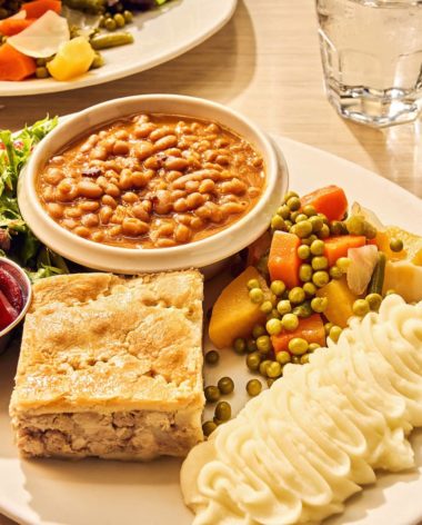 Le Buffet de l'Antiquaire Québec - Assiette québécoise