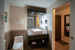 Auberge Ambassadeur (Amqui, Gaspésie) - Photo Céline Tan Hsuan