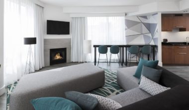 Warwick Le Crystal (Montréal) - Suite Executive