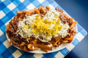 Poutine - La Banquise Montréal