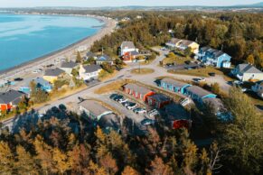 Navigateur Ste-Luce - Hébergement en maisons et cabines sur la plage au Bas-Saint-Laurent (Québec maritime)