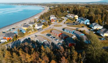 Navigateur Ste-Luce - Hébergement en maisons et cabines sur la plage au Bas-Saint-Laurent (Québec maritime)
